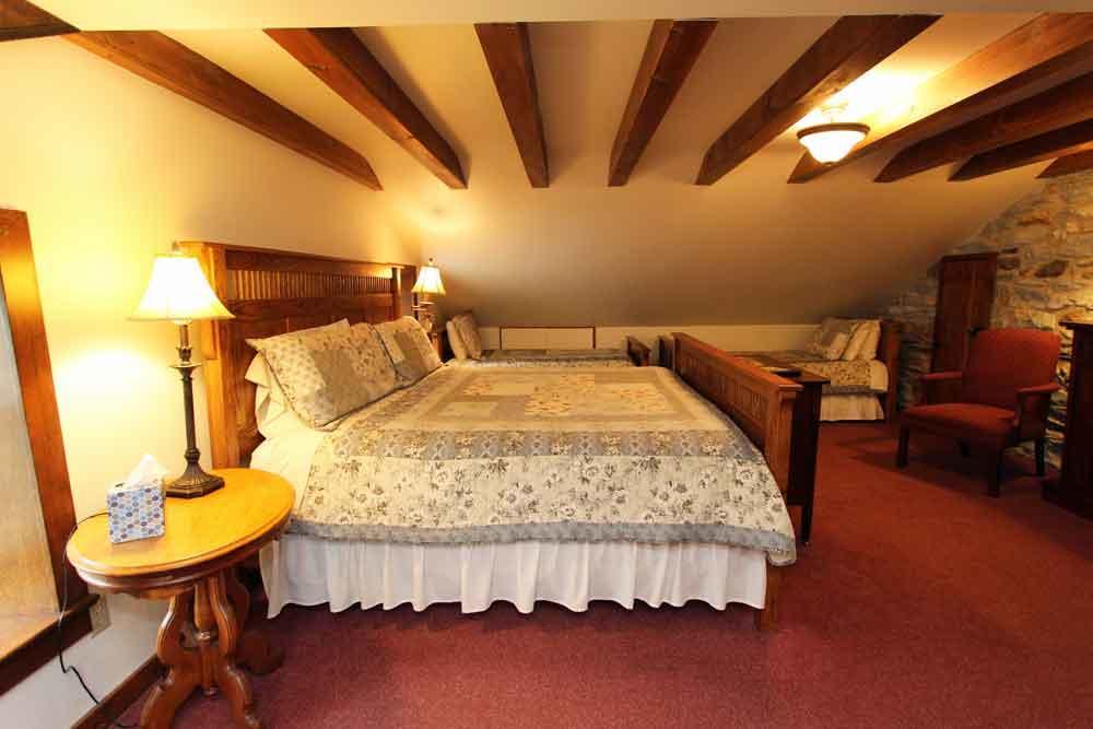 Rocky Acre Farm Bed & Breakfast Mount Joy 外观 照片