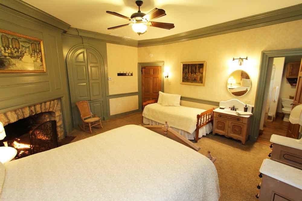 Rocky Acre Farm Bed & Breakfast Mount Joy 外观 照片
